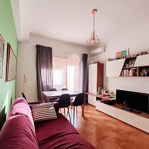 Domus Cornelia , Roma Italia