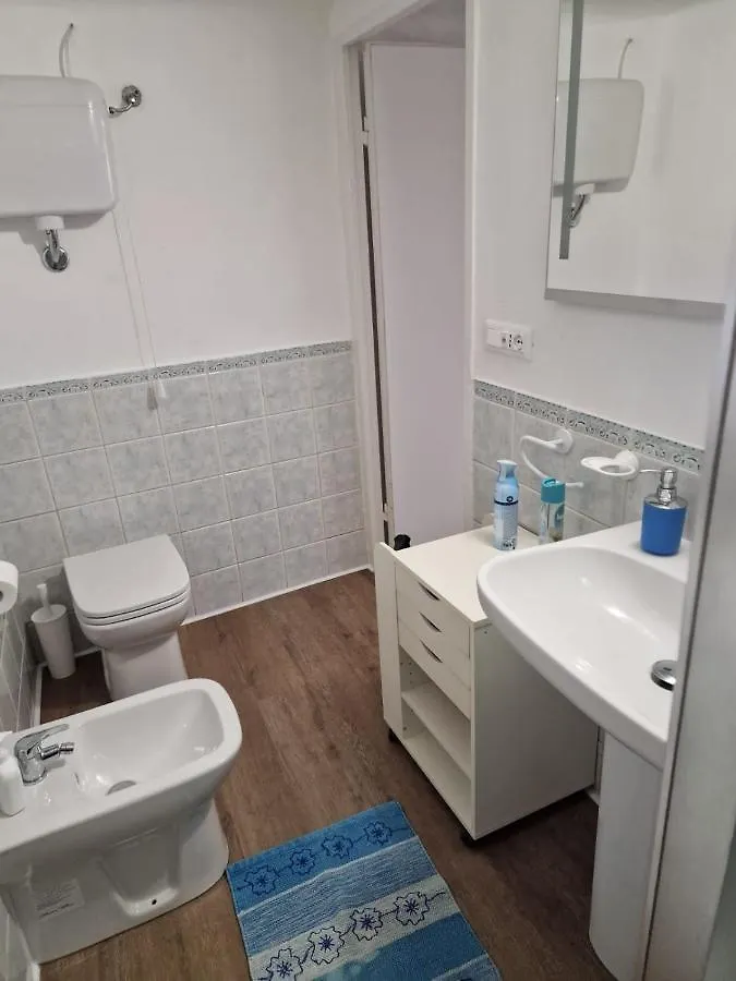La Casa Minou Lägenhet Genua